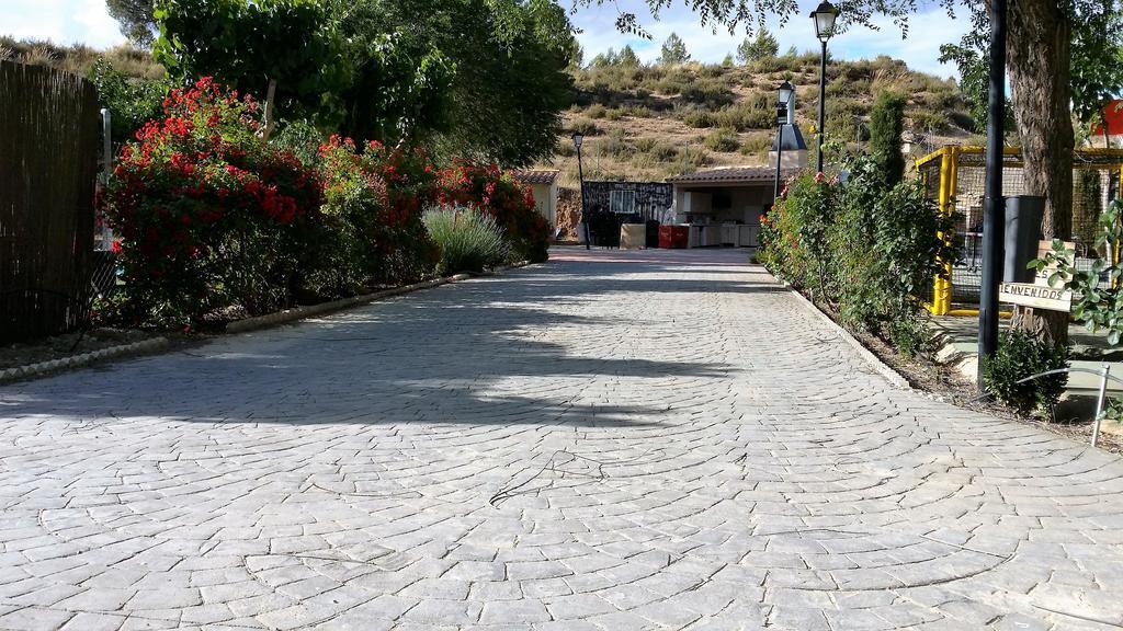 Valdeganga Casas Rurales Huerto Del Abuelito מראה חיצוני תמונה